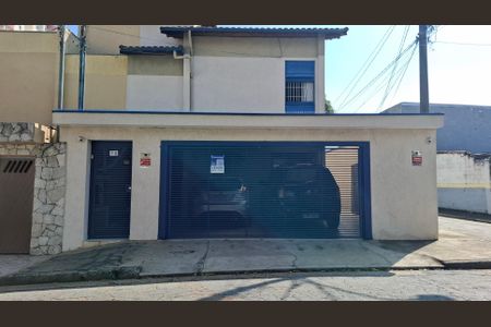 Casa à venda com 140m², 3 quartos e 2 vagasFachada