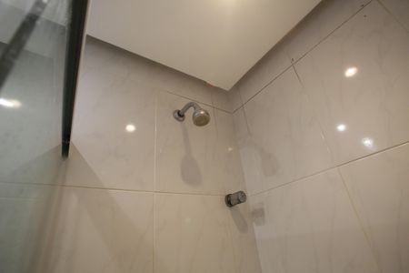 Apartamento à venda com 78m², 2 quartos e 1 vaga Apartamento à venda com 78m², 2 quartos e 1 vagaBanheiro Social