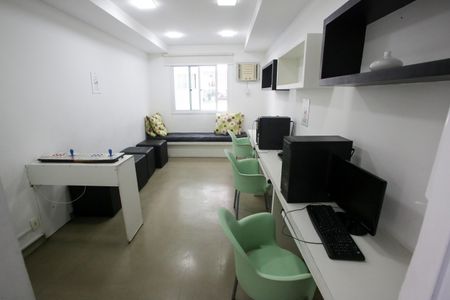 Apartamento à venda com 78m², 2 quartos e 1 vaga Apartamento à venda com 78m², 2 quartos e 1 vagaLan house