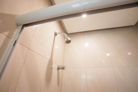 Apartamento à venda com 78m², 2 quartos e 1 vaga Apartamento à venda com 78m², 2 quartos e 1 vagaBanheiro da Suíte