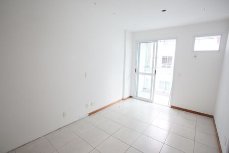 Apartamento à venda com 78m², 2 quartos e 1 vaga Apartamento à venda com 78m², 2 quartos e 1 vagaSuíte