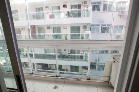 Apartamento à venda com 78m², 2 quartos e 1 vaga Apartamento à venda com 78m², 2 quartos e 1 vagaVaranda da Sala