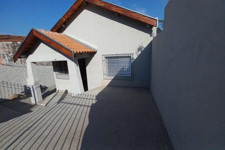 Casa para alugar com 300m², 2 quartos e 1 vaga Casa para alugar com 300m², 2 quartos e 1 vagaGaragem