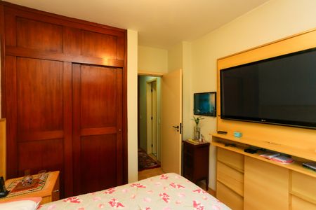 Apartamento à venda com 43m², 1 quarto e 1 vaga Apartamento à venda com 43m², 1 quarto e 1 vagaStudio