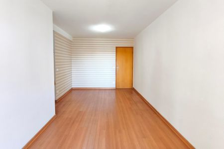 Apartamento à venda com 60m², 2 quartos e 1 vaga Apartamento à venda com 60m², 2 quartos e 1 vagaSala
