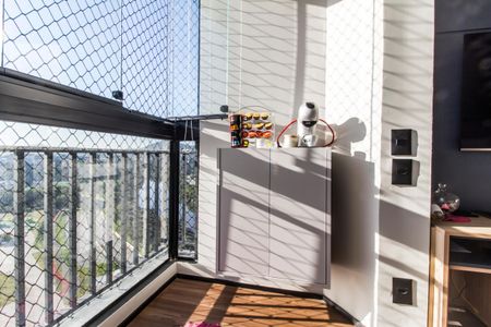 Apartamento à venda com 58m², 2 quartos e 1 vagaVaranda