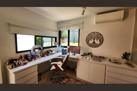 Casa à venda com 265m², 3 quartos e 6 vagas Casa à venda com 265m², 3 quartos e 6 vagasFoto 27