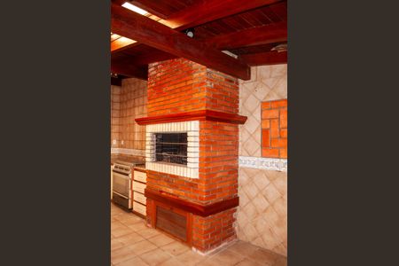 Casa à venda com 495m², 4 quartos e 2 vagas Casa à venda com 495m², 4 quartos e 2 vagasCozinha