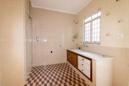 Casa à venda com 250m², 3 quartos e 3 vagas Casa à venda com 250m², 3 quartos e 3 vagasCozinha