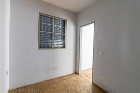 Casa à venda com 250m², 3 quartos e 3 vagas Casa à venda com 250m², 3 quartos e 3 vagasQuarto de Serviço