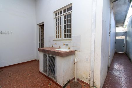 Casa à venda com 250m², 3 quartos e 3 vagas Casa à venda com 250m², 3 quartos e 3 vagasÁrea de Serviço