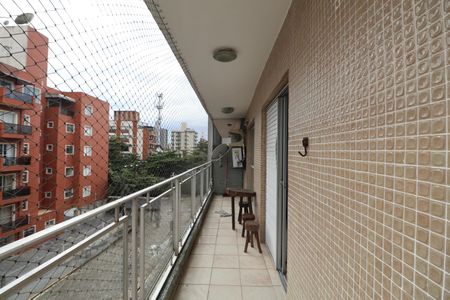 Apartamento para alugar com 118m², 2 quartos e 1 vaga Apartamento para alugar com 118m², 2 quartos e 1 vagaVaranda da Suíte