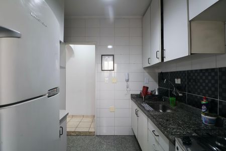 Apartamento para alugar com 118m², 2 quartos e 1 vaga Apartamento para alugar com 118m², 2 quartos e 1 vagaCozinha