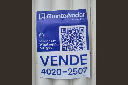 Casa à venda com 298m², 4 quartos e 5 vagas Casa à venda com 298m², 4 quartos e 5 vagasPlaca