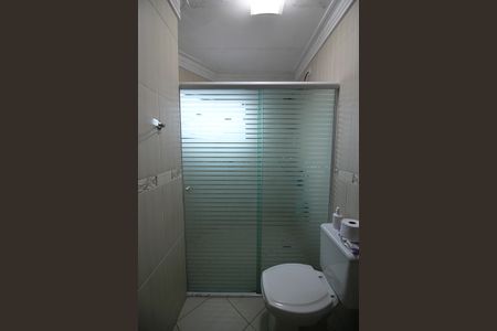 Casa à venda com 298m², 4 quartos e 5 vagasSuíte 02 Banheiro