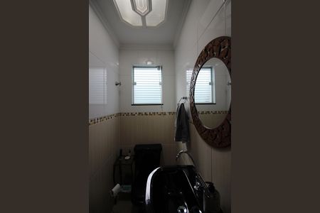 Casa à venda com 298m², 4 quartos e 5 vagasLavabo