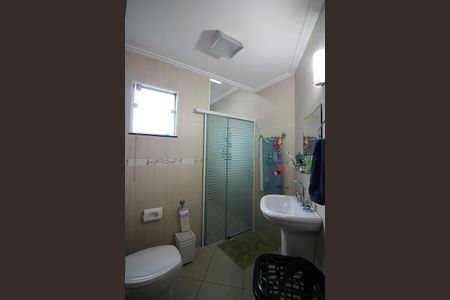 Casa à venda com 298m², 4 quartos e 5 vagasBanheiro Social