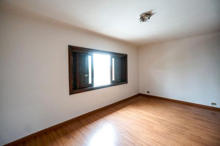 Casa para alugar com 450m², 4 quartos e 7 vagasSuíte 04