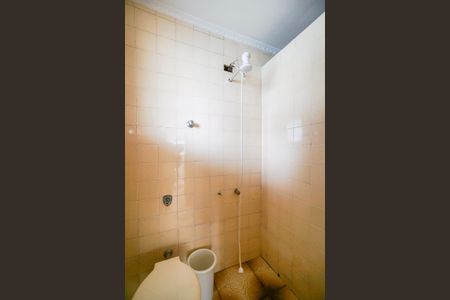 Casa para alugar com 450m², 4 quartos e 7 vagasBanheiro de serviço