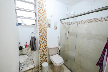 Apartamento à venda com 55m², 2 quartos e sem vaga Apartamento à venda com 55m², 2 quartos e sem vagaBanheiro