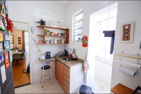 Apartamento à venda com 55m², 2 quartos e sem vaga Apartamento à venda com 55m², 2 quartos e sem vagaCozinha