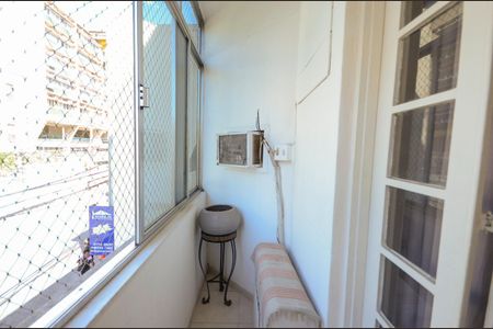 Apartamento à venda com 55m², 2 quartos e sem vaga Apartamento à venda com 55m², 2 quartos e sem vagaSala