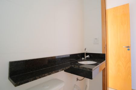 Casa à venda com 119m², 3 quartos e 2 vagasBanheiro da Suíte 2