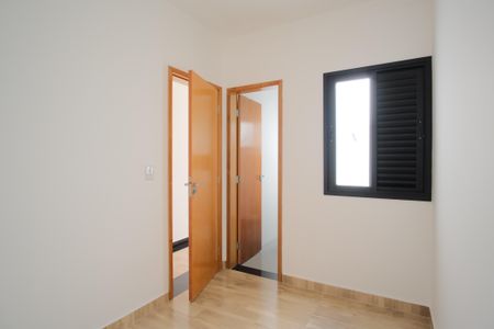 Casa à venda com 119m², 3 quartos e 2 vagasSuíte 1