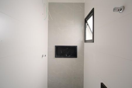 Casa à venda com 119m², 3 quartos e 2 vagasBanheiro da Suíte 1