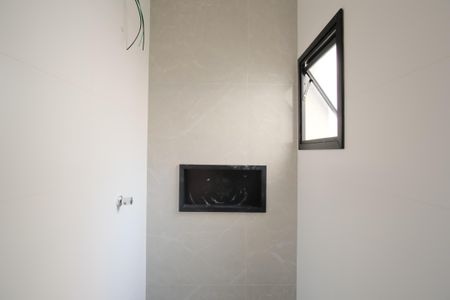 Casa à venda com 119m², 3 quartos e 2 vagasBanheiro da Suíte 2