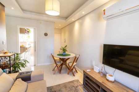 Apartamento à venda com 70m², 2 quartos e 1 vaga Apartamento à venda com 70m², 2 quartos e 1 vagaSala