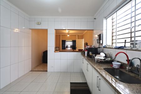 Casa à venda com 160m², 3 quartos e 2 vagasCozinha