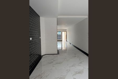 Casa à venda com 120m², 3 quartos e 2 vagas
