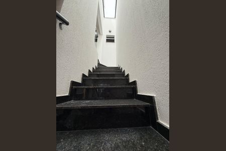 Casa à venda com 120m², 3 quartos e 2 vagas