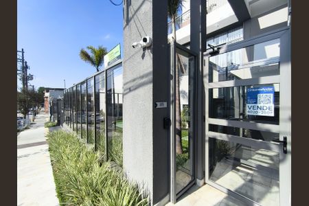 Studio à venda com 30m², 1 quarto e sem vaga Studio à venda com 30m², 1 quarto e sem vagaFachada + Plaquinha
