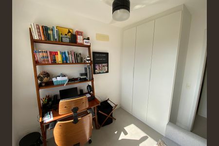 Apartamento à venda com 65m², 2 quartos e 1 vaga Apartamento à venda com 65m², 2 quartos e 1 vagaQuarto