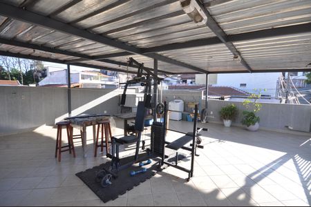 Casa à venda com 240m², 3 quartos e 2 vagasÁrea de Serviço