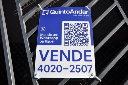 Casa à venda com 240m², 3 quartos e 2 vagasPlaca