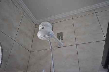 Casa à venda com 240m², 3 quartos e 2 vagasBanheiro da Suíte