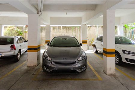 Apartamento à venda com 124m², 3 quartos e 1 vaga Apartamento à venda com 124m², 3 quartos e 1 vagaGaragem