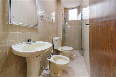 Apartamento à venda com 124m², 3 quartos e 1 vaga Apartamento à venda com 124m², 3 quartos e 1 vagaBanheiro