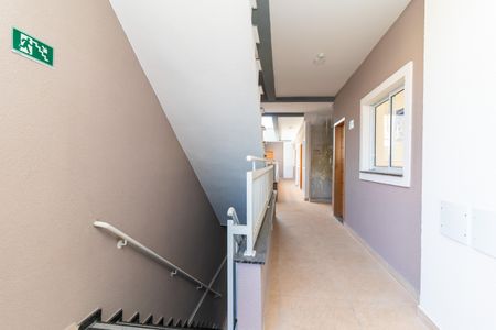 Apartamento à venda com 32m², 1 quarto e sem vagaEscadas