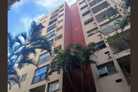 Apartamento para alugar com 69m², 3 quartos e 1 vaga Apartamento para alugar com 69m², 3 quartos e 1 vagaFachada