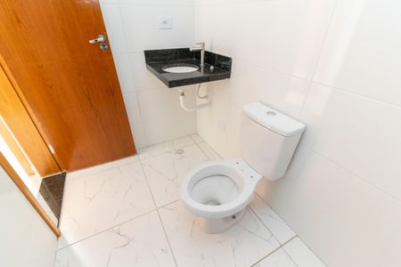 Apartamento à venda com 44m², 2 quartos e sem vaga Apartamento à venda com 44m², 2 quartos e sem vagaBanheiro