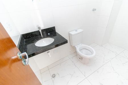 Apartamento à venda com 44m², 2 quartos e sem vaga Apartamento à venda com 44m², 2 quartos e sem vagaBanheiro