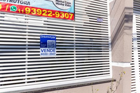 Apartamento à venda com 44m², 2 quartos e sem vaga Apartamento à venda com 44m², 2 quartos e sem vagaFachada