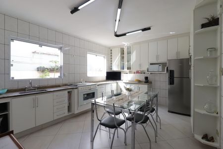 Casa à venda com 187m², 3 quartos e 4 vagasCozinha