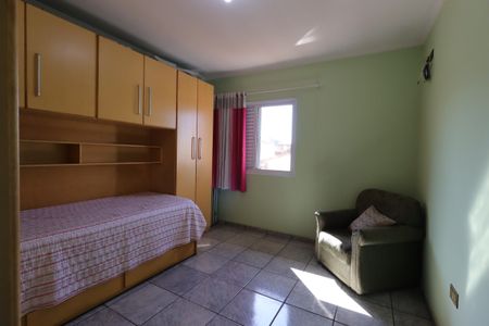 Casa à venda com 187m², 3 quartos e 4 vagasQuarto 2