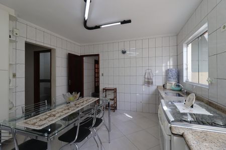 Casa à venda com 187m², 3 quartos e 4 vagasCozinha