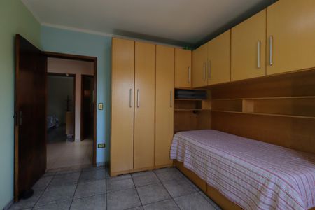 Casa à venda com 187m², 3 quartos e 4 vagasQuarto 2